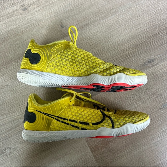 Nike React Gato Indoor/Futsal Low Top Soccer Shoes - Picture 5 of 9